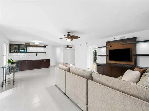 7579 Imperial Drive Boca Raton FL 33433