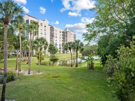 7579 Imperial Drive Boca Raton FL 33433