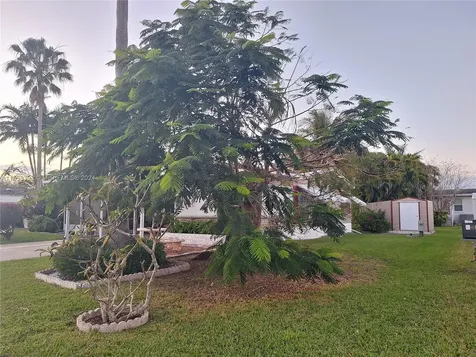35303 SW 180th Avenue Lots 381-382 Homestead FL 33034