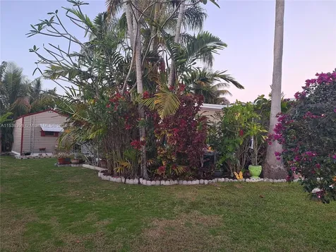 35303 SW 180th Avenue Lots 381-382 Homestead FL 33034