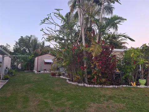 35303 SW 180th Avenue Lots 381-382 Homestead FL 33034