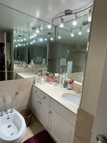 5151 Collins Avenue Miami Beach FL 33140