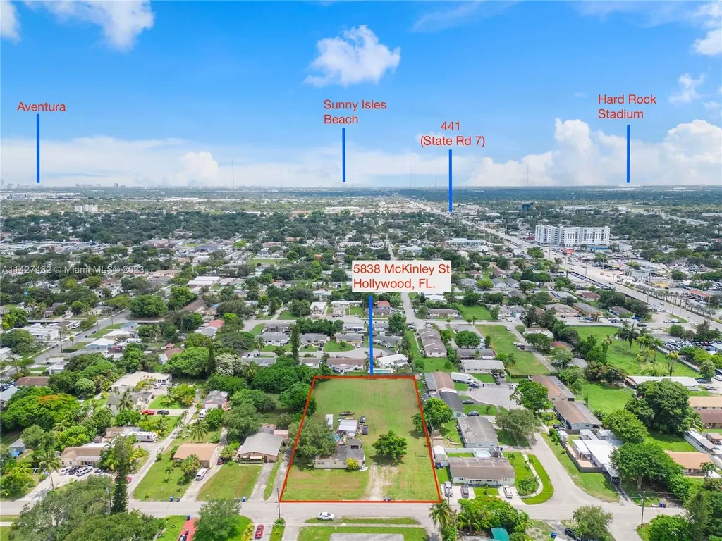 5838 Mckinley Street Hollywood FL 33021