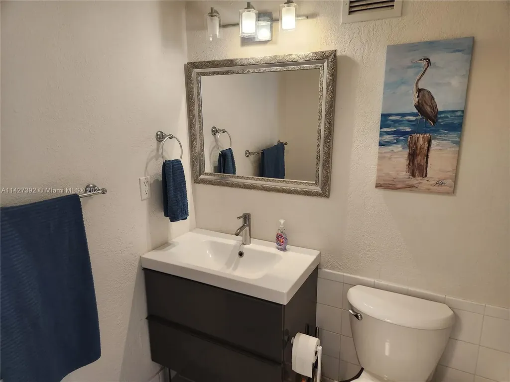 2501 S Ocean Drive Hollywood FL 33019