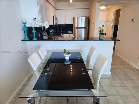 2501 S Ocean Drive Hollywood FL 33019