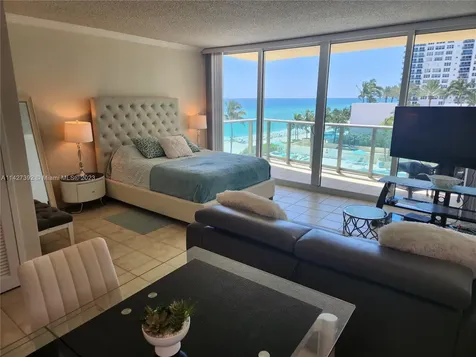 2501 S Ocean Drive Hollywood FL 33019