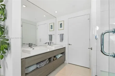 460 NE 28th Street Miami FL 33137