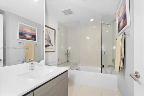 460 NE 28th Street Miami FL 33137