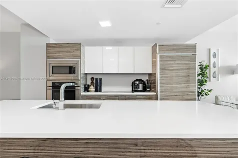 460 NE 28th Street Miami FL 33137