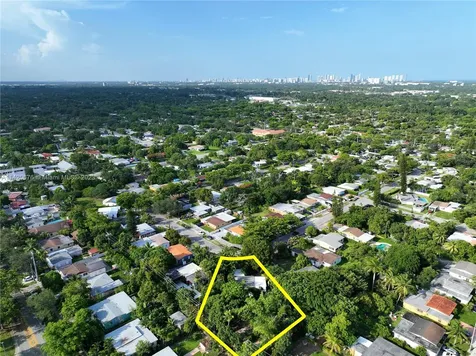 160 NW 126th Street North Miami FL 33168
