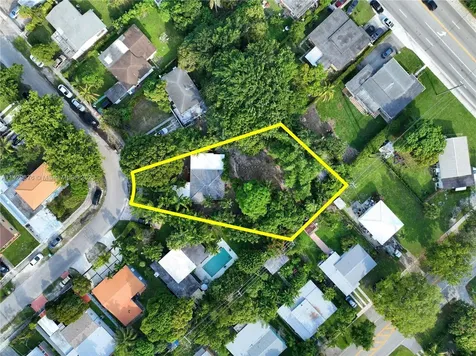 160 NW 126th Street North Miami FL 33168