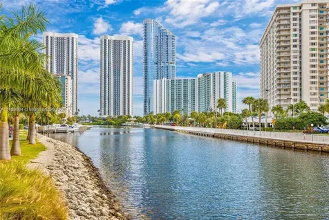 400 Kings Point Drive Sunny Isles Beach FL 33160