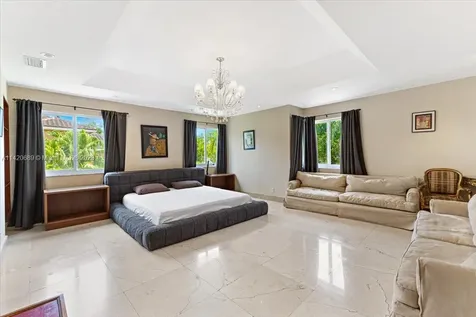 1741 NE 198th Terrace Miami FL 33179