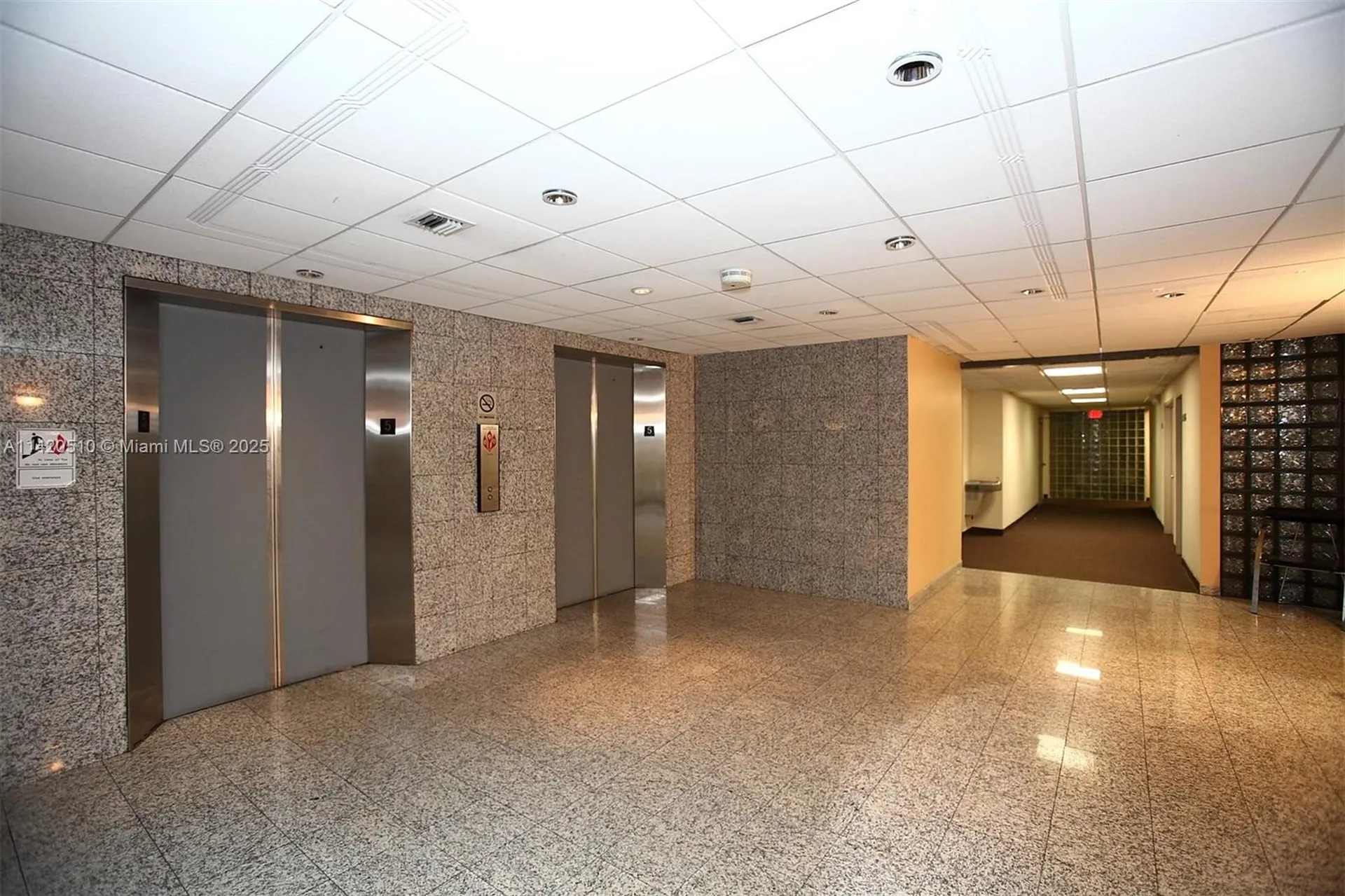 1975 E Sunrise Boulevard Fort Lauderdale FL 33304