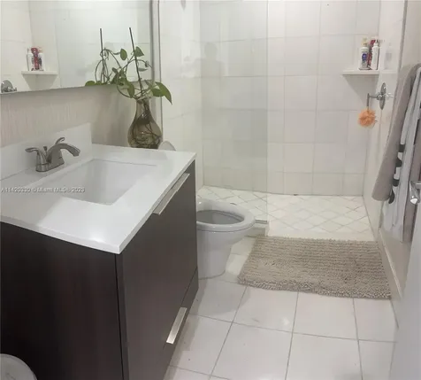 2950 NE 188th Street Aventura FL 33180