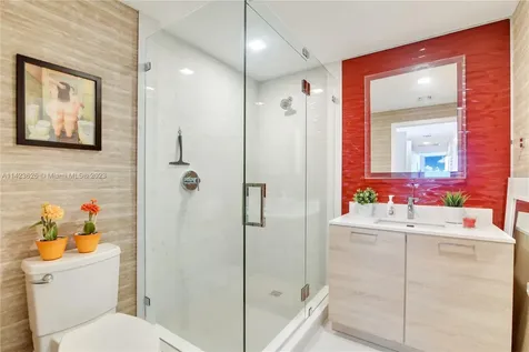16385 Biscayne Boulevard North Miami Beach FL 33160
