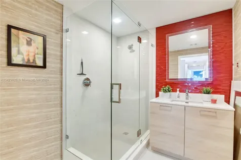 16385 Biscayne Boulevard North Miami Beach FL 33160