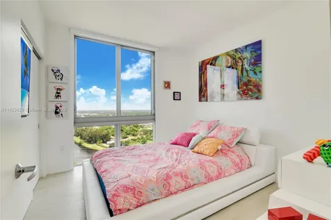 16385 Biscayne Boulevard North Miami Beach FL 33160