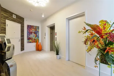 16385 Biscayne Boulevard North Miami Beach FL 33160