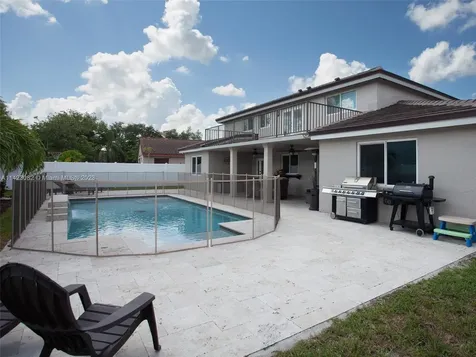 5660 Briarwood Way Davie FL 33331