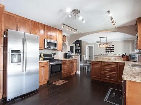 5660 Briarwood Way Davie FL 33331
