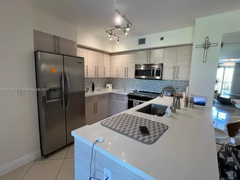 19901 E Country Club Drive Aventura FL 33180