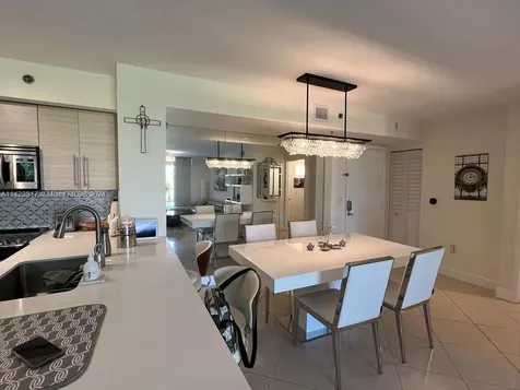 19901 E Country Club Drive Aventura FL 33180