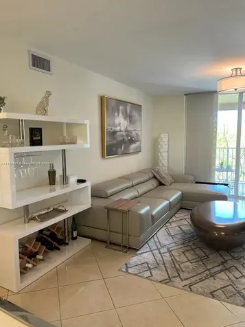 19901 E Country Club Drive Aventura FL 33180