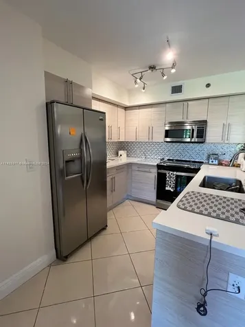 19901 E Country Club Drive Aventura FL 33180