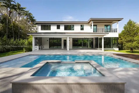 5290 SW 80 Street Miami FL 33143