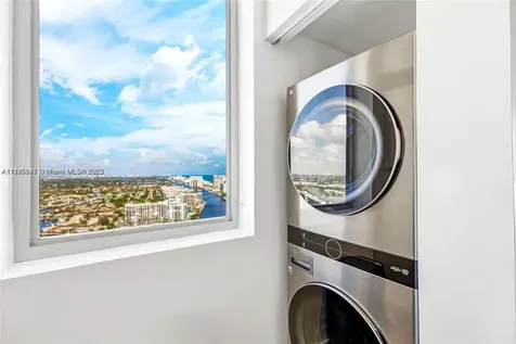2600 E Hallandale Beach Boulevard Hallandale Beach FL 33009