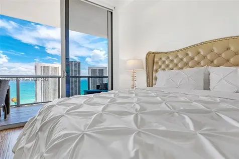 2600 E Hallandale Beach Boulevard Hallandale Beach FL 33009