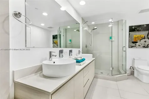 2600 E Hallandale Beach Boulevard Hallandale Beach FL 33009