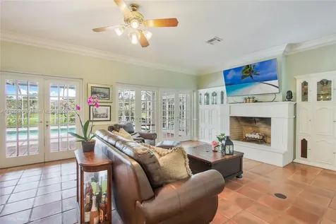 8225 SW 174th Terrace Palmetto Bay FL 33157