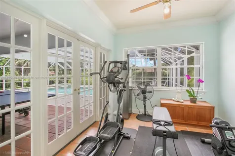 8225 SW 174th Terrace Palmetto Bay FL 33157