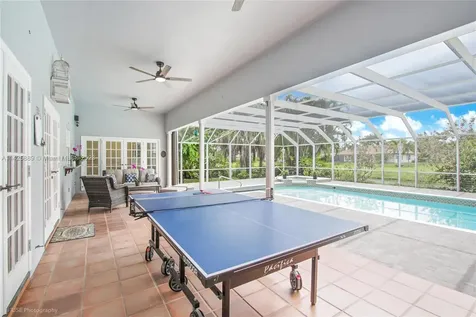 8225 SW 174th Terrace Palmetto Bay FL 33157