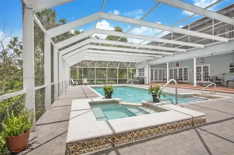 8225 SW 174th Terrace Palmetto Bay FL 33157