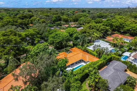611 Santurce Avenue Coral Gables FL 33143