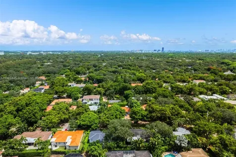 611 Santurce Avenue Coral Gables FL 33143