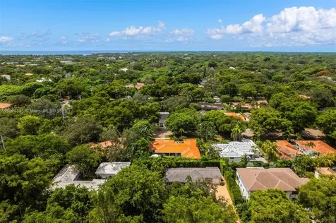 611 Santurce Avenue Coral Gables FL 33143