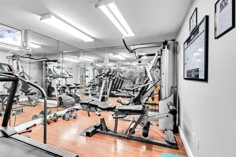 210 SW 11th Street Miami FL 33130