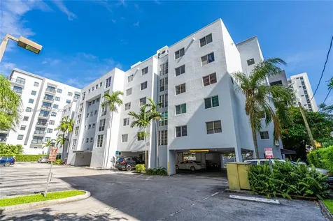 210 SW 11th Street Miami FL 33130