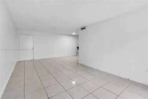 210 SW 11th Street Miami FL 33130