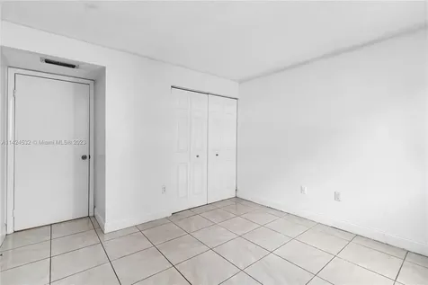 210 SW 11th Street Miami FL 33130