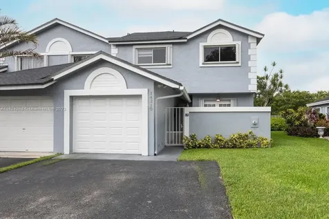14210 SW 97th Terrace Miami FL 33186