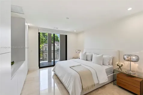 718 Valencia Avenue Coral Gables FL 33134