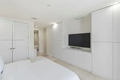 718 Valencia Avenue Coral Gables FL 33134