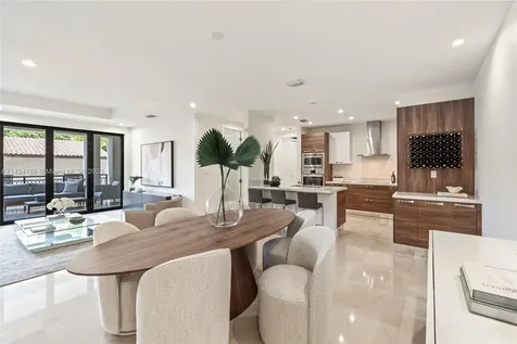 718 Valencia Avenue Coral Gables FL 33134