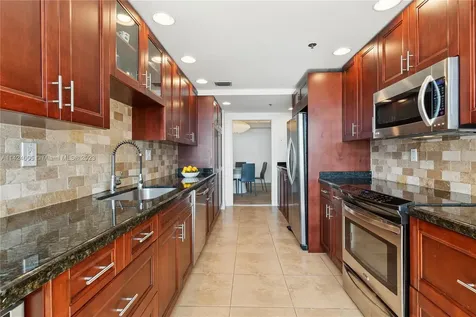 1581 Brickell Avenue Miami FL 33129