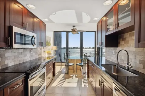 1581 Brickell Avenue Miami FL 33129